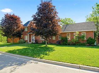 1745 Creek Way #7, Burlington, ON L7L 7E1