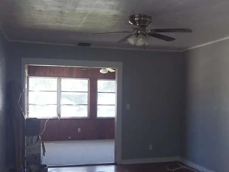 3928 S East Ave — Photo 3