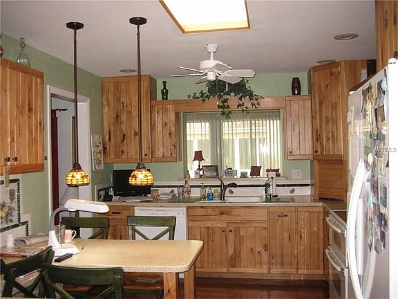 4th image of 1439 Queen Anne Blvd