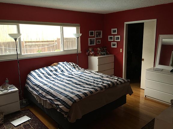 Primary BR and walking closet