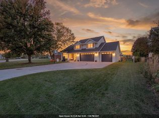 1915 Pink Dogwood Way, Suamico, WI 54313