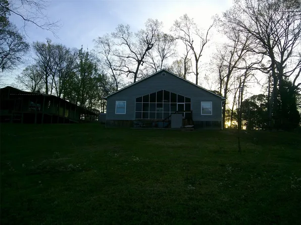 276 Johnson Dr, Elm Grove, LA 71051