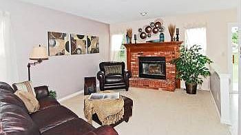 3rd image of 5537 Crown Woods Cir