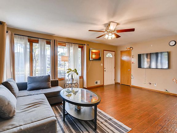 5th image of 2167 Wilson Ave