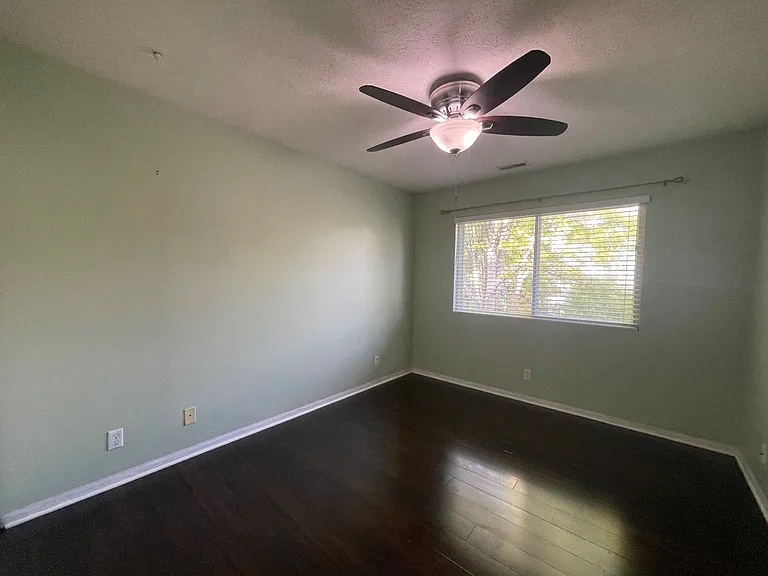 2930 Blackhawk Dr — Photo 21