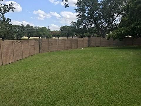 2nd image of 2030 Verbena Dr