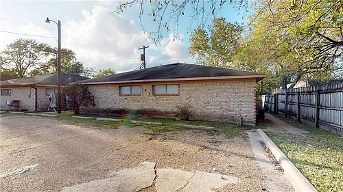 204 Lynn Dr #A Photo 1
