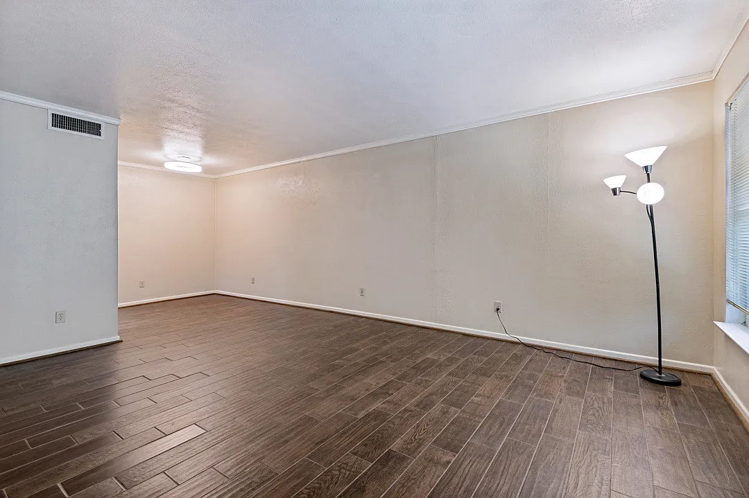 1 bed, 710 sqft, $1,195 — Photo 4