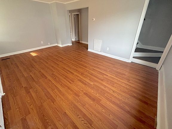 4th image of 3840 Atterbury St