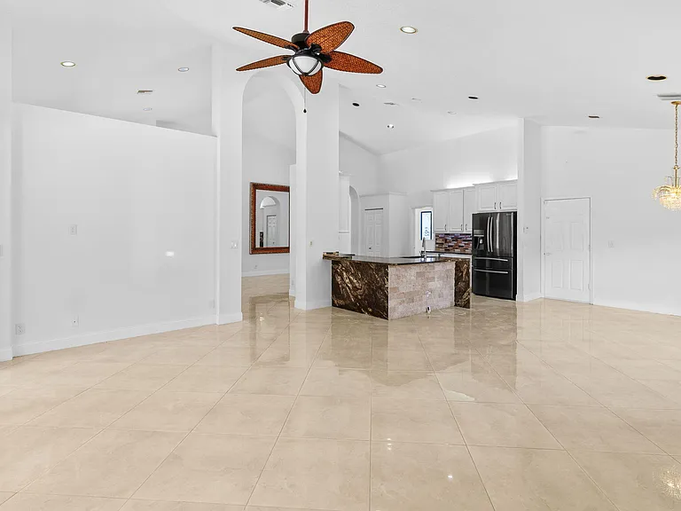 21698 Abington Ct — Photo 14