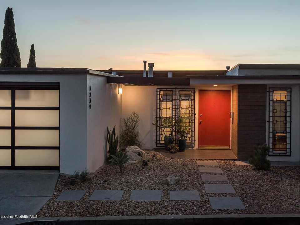 1st image of 1239 Vista Superba St