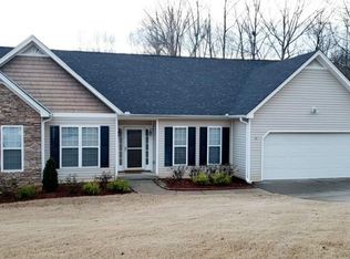 512 Oakview Dr, Dallas, GA 30157