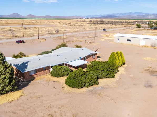 3923 W Thompson Rd, Elfrida, AZ 85610