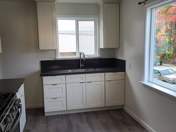 4th image of 3806 Patterson Ave #1