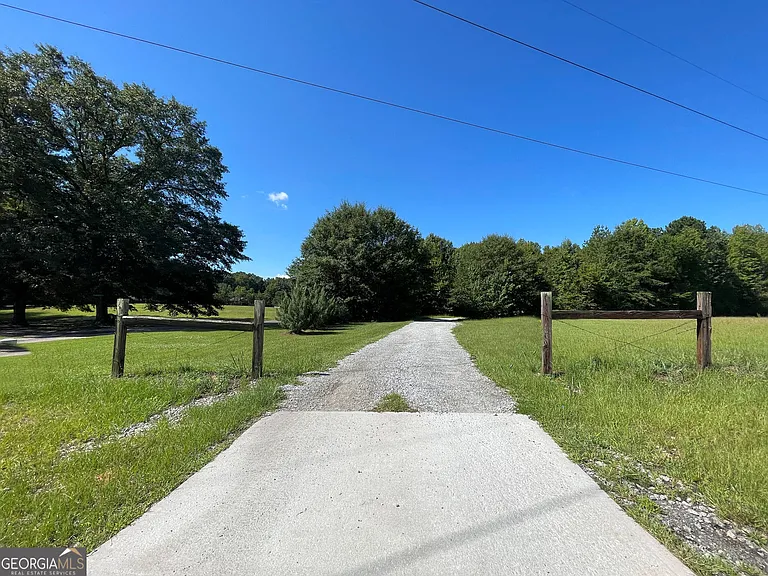 389 Highway 85 Connector — Photo 72