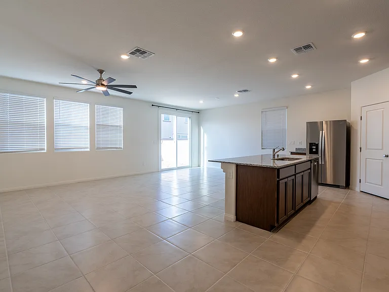 4160 Scarlet Cob Ave — Photo 10