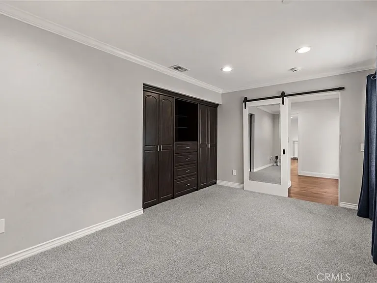 1096 Canyon View Dr — Photo 33