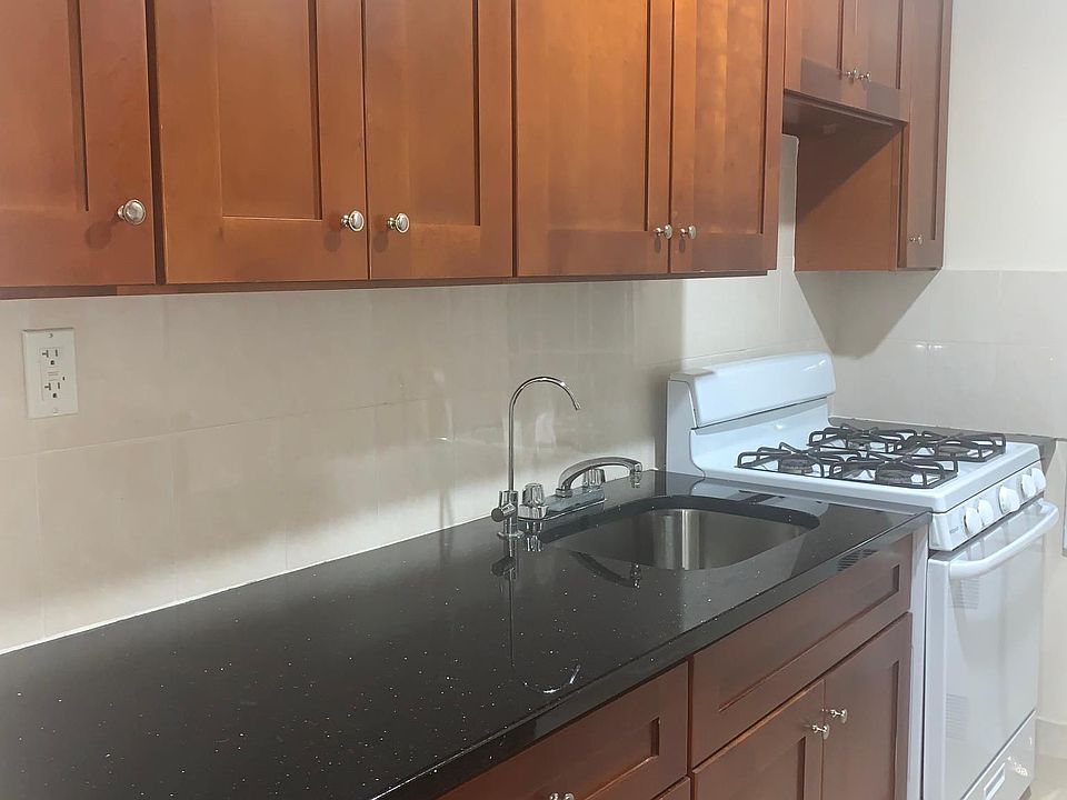 1st image of 13909 84th Dr APT 601