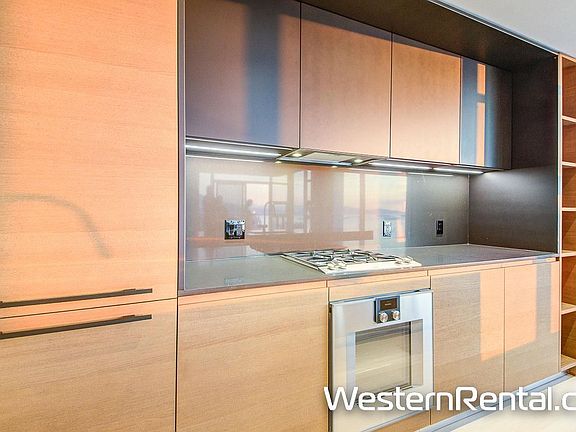 3rd image of 1289 Hornby St #3001