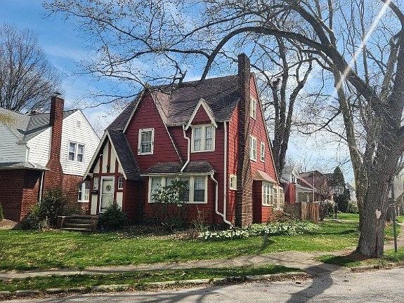 2nd image of 28200 Gilchrist Dr