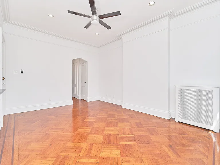 1 Cambridge Pl #3E — Photo 7