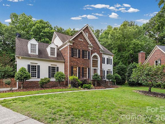 2nd image of 7411 Leharne Dr