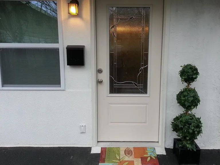 475 Easton Rd #1 — Photo 1