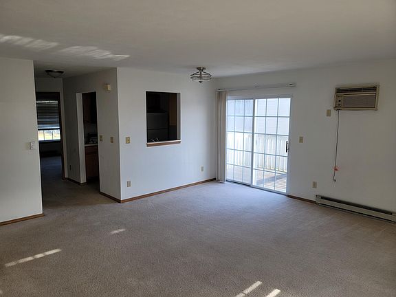 3rd image of 5148 Zenith Pkwy