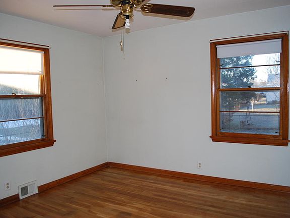 2nd image of 3948 Navaho St SW
