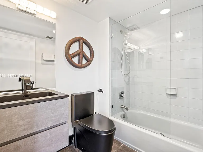1900 Sunset Harbour Dr #1715 — Photo 7