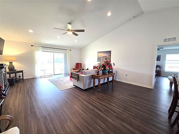 5th image of 4823 San Ignacio Dr