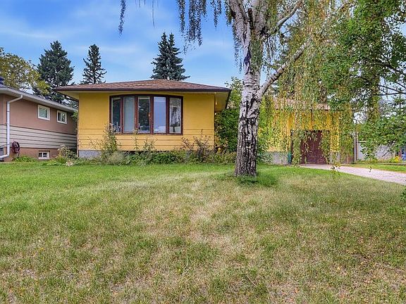 2nd image of 3304 S 36th Ave SW