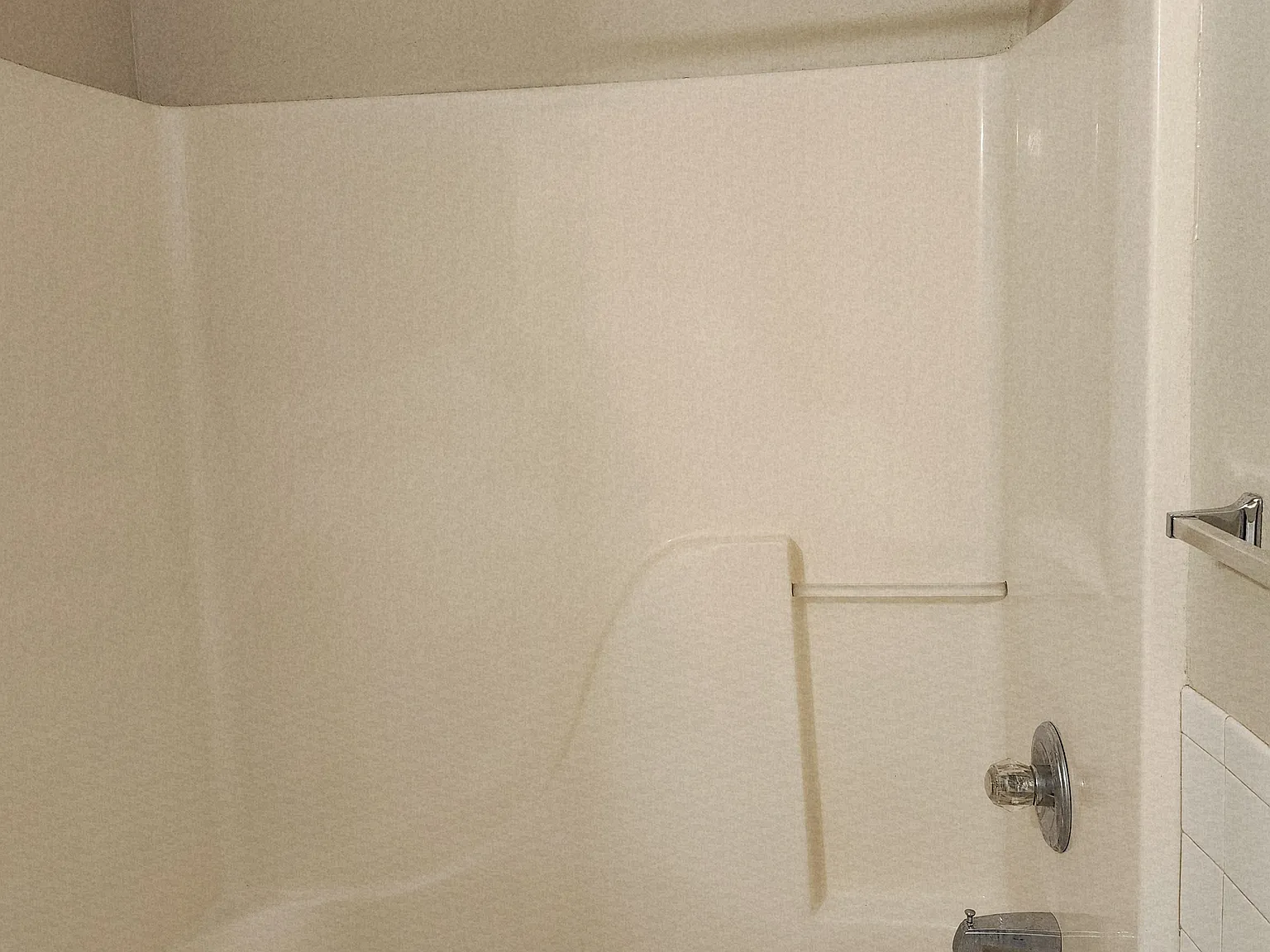 2 bed, 800 sqft, $825 — Photo 4