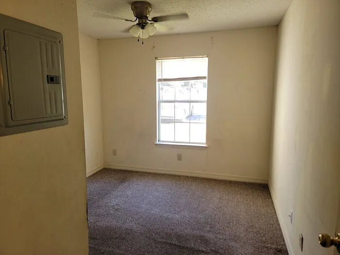 1000 Sable Dr #A — Photo 9