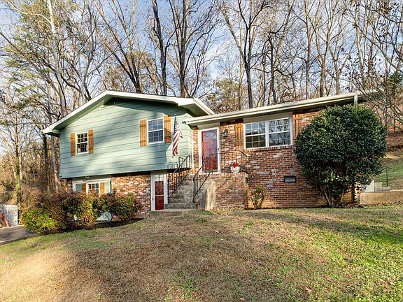 3rd image of 230 Pierce Dr
