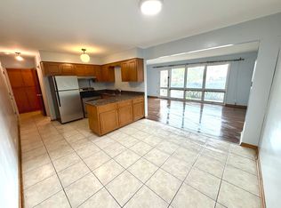 3158-3158 W 93rd St #3C, Evergreen Park, IL 60805