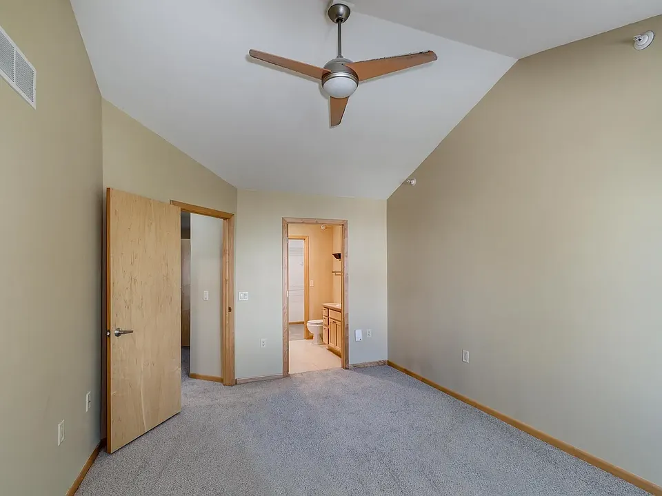 8261 Starr Grass Dr
