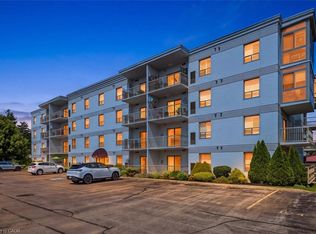 12 Saint Andrew St #101, Norfolk County, ON N0A1N1