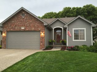 12502 S 218th Ave, Gretna, NE 68028