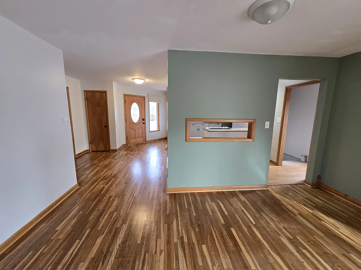 Building Photo - 4409 Hickory St
