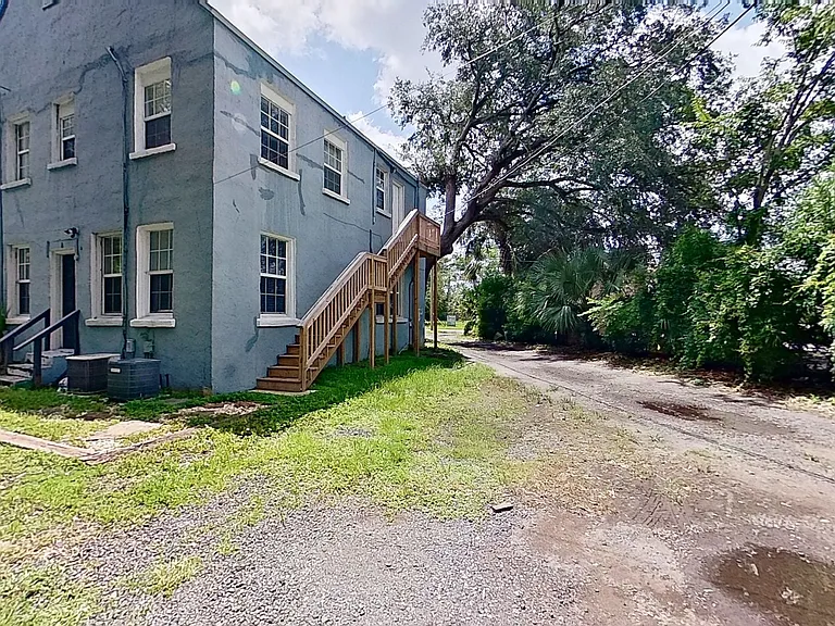 Forbes Street 2671-2673 — Photo 12