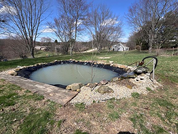 2nd image of 72 McCoy Rd