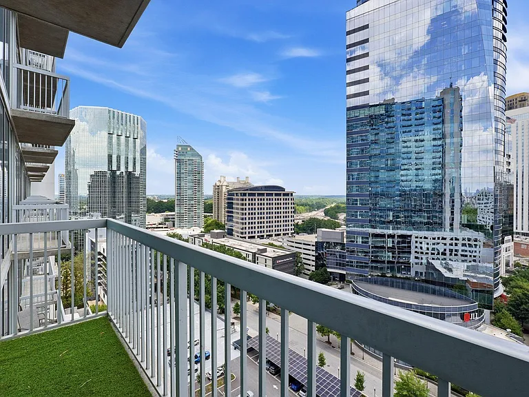 3324 Peachtree Rd NE #1403 — Photo 17