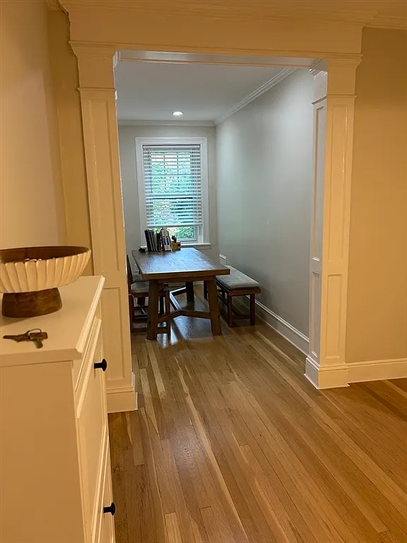 3 bed, 1246 sqft, $4,300 — Photo 3
