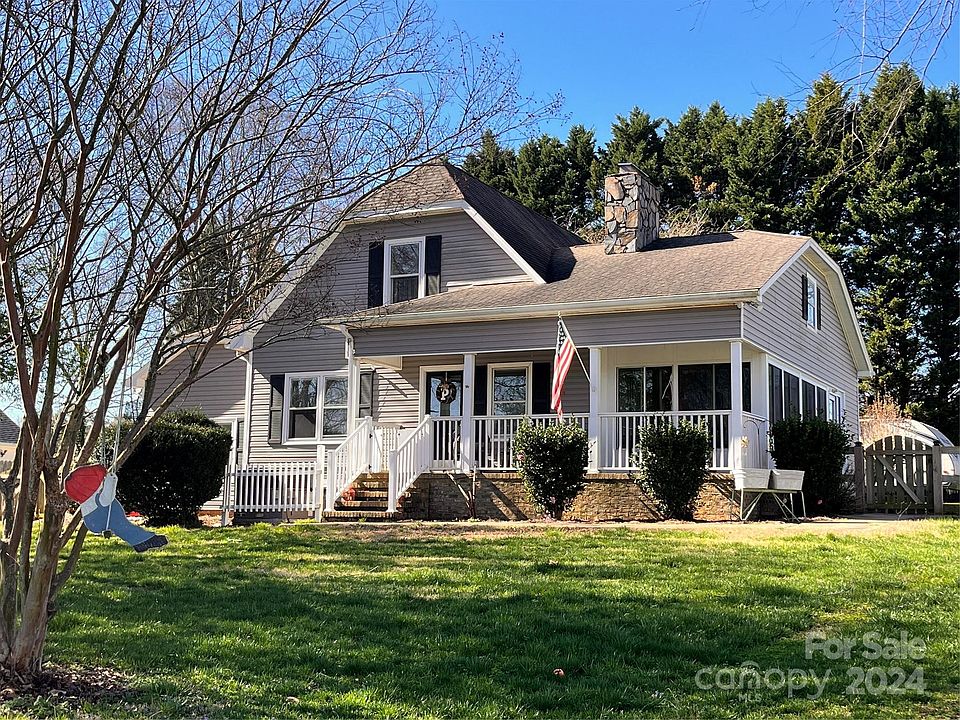 1st image of 501 Wonderwood Dr