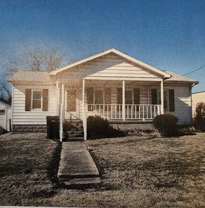 212 N Division St, Norris City, IL, 62869