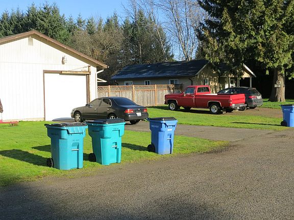 5th image of 5710 NE 102nd St