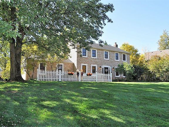 2nd image of 6967 Pin Oak Dr NW