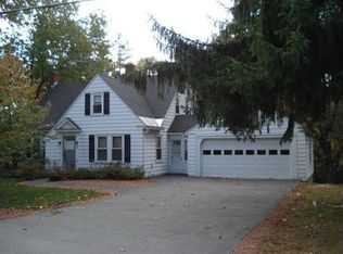 158 Electric Ave, Lunenburg, MA 01462