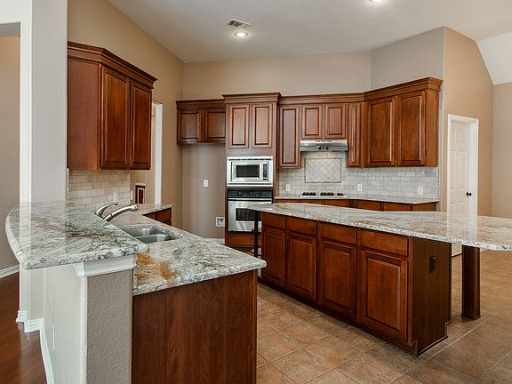 5th image of 4402 Duval Dr